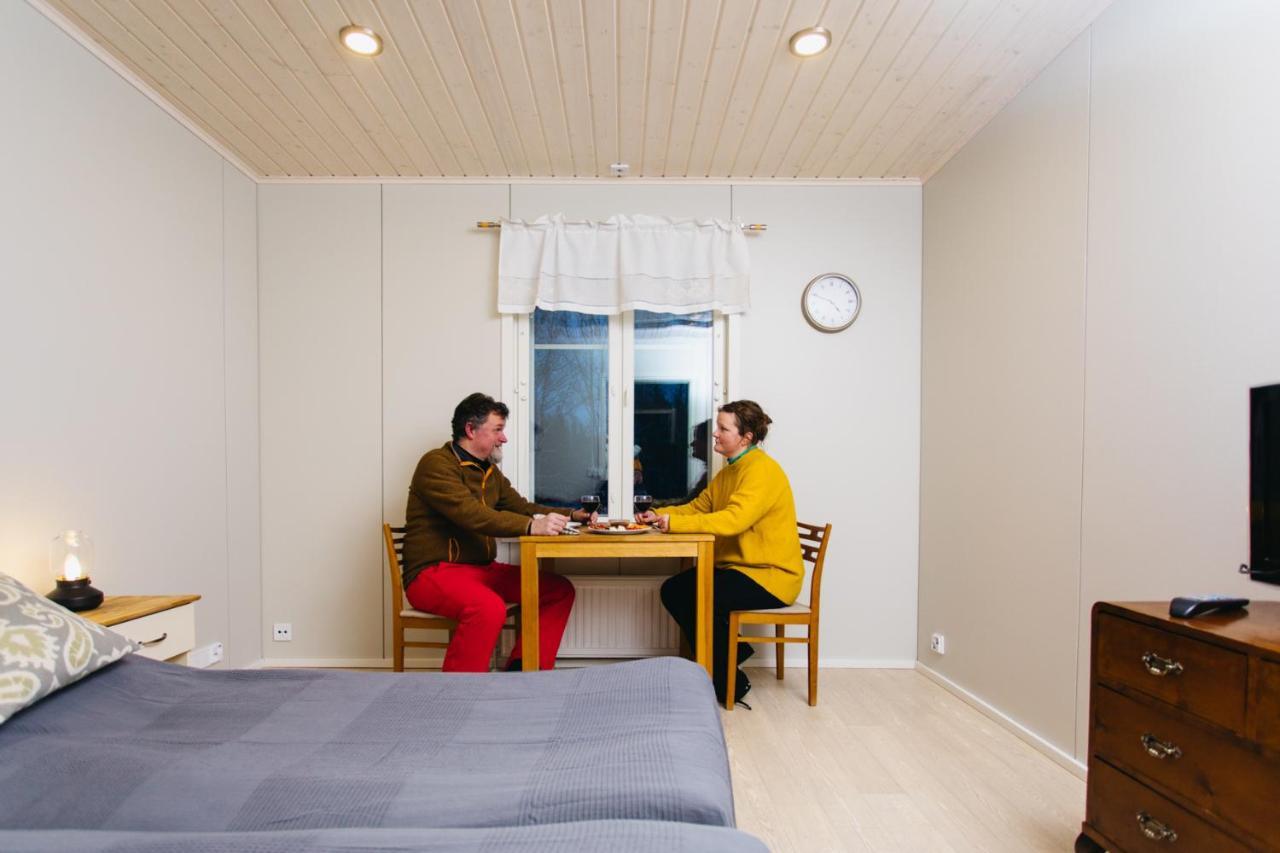 Labbnaes Semesterhem, Radhuset 케미온사리 외부 사진