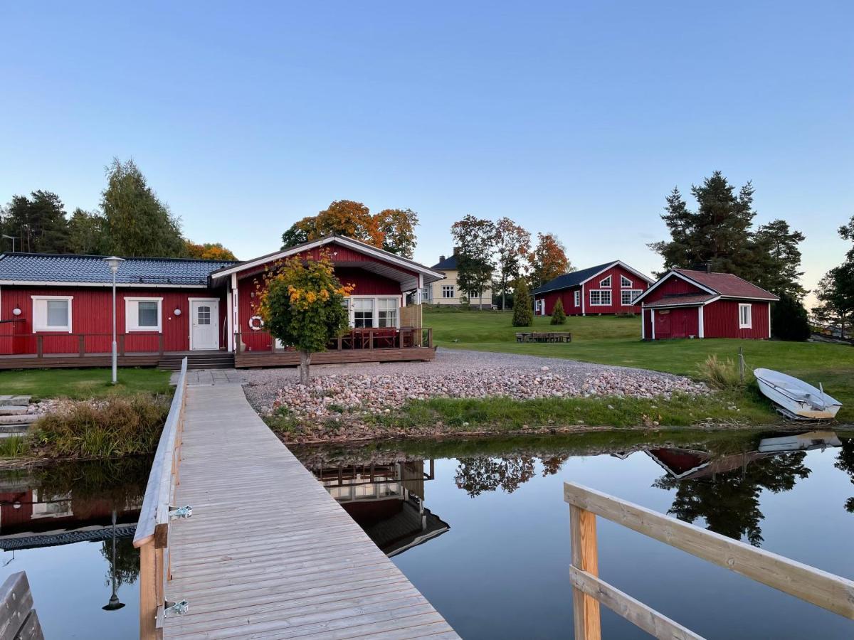 Labbnaes Semesterhem, Radhuset 케미온사리 외부 사진