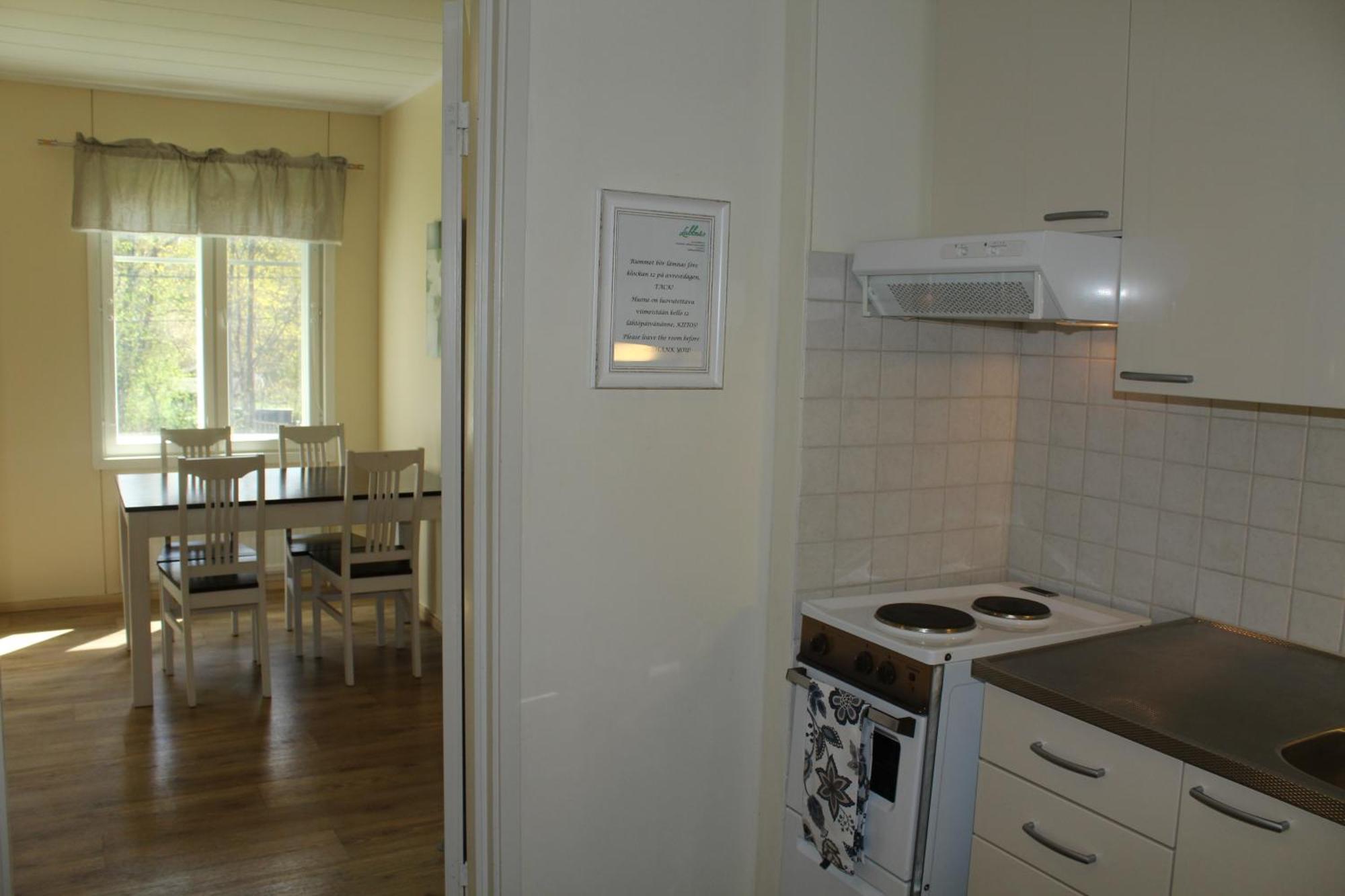 Labbnaes Semesterhem, Radhuset 케미온사리 외부 사진