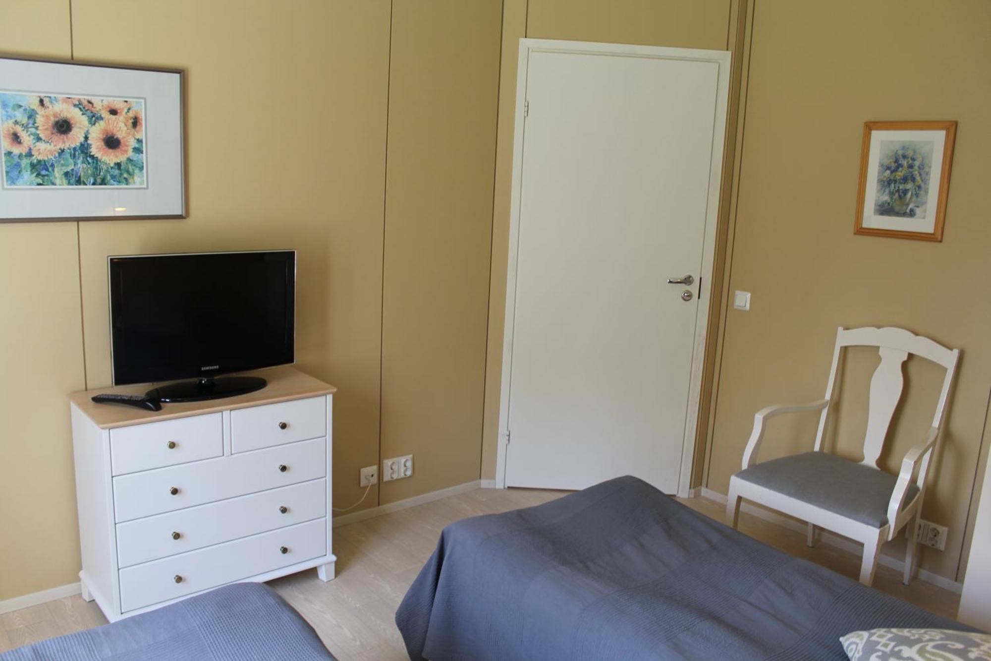 Labbnaes Semesterhem, Radhuset 케미온사리 외부 사진